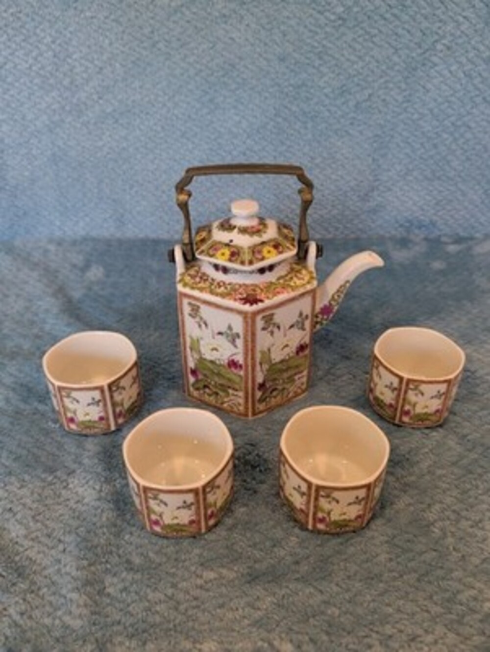 Vintage Toyo Ming Tea Pot Japan Lotus Birds Brass Handle Porcelain Hexagon Excel